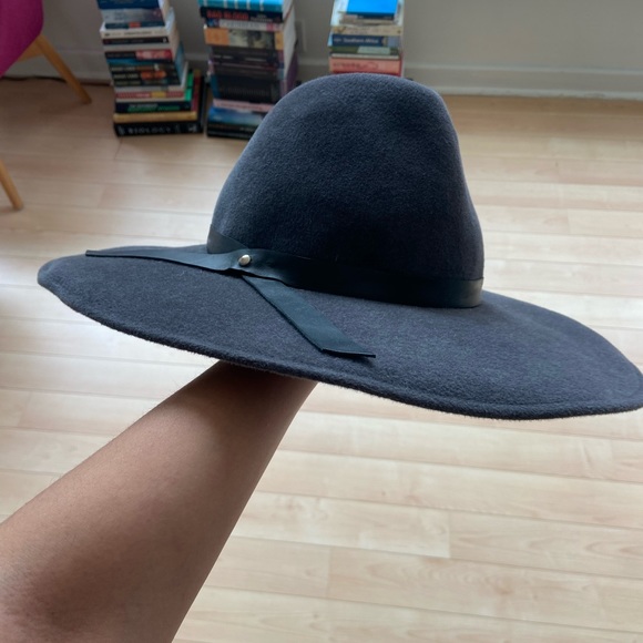 Eugenia Kim fedora - Picture 4 of 5